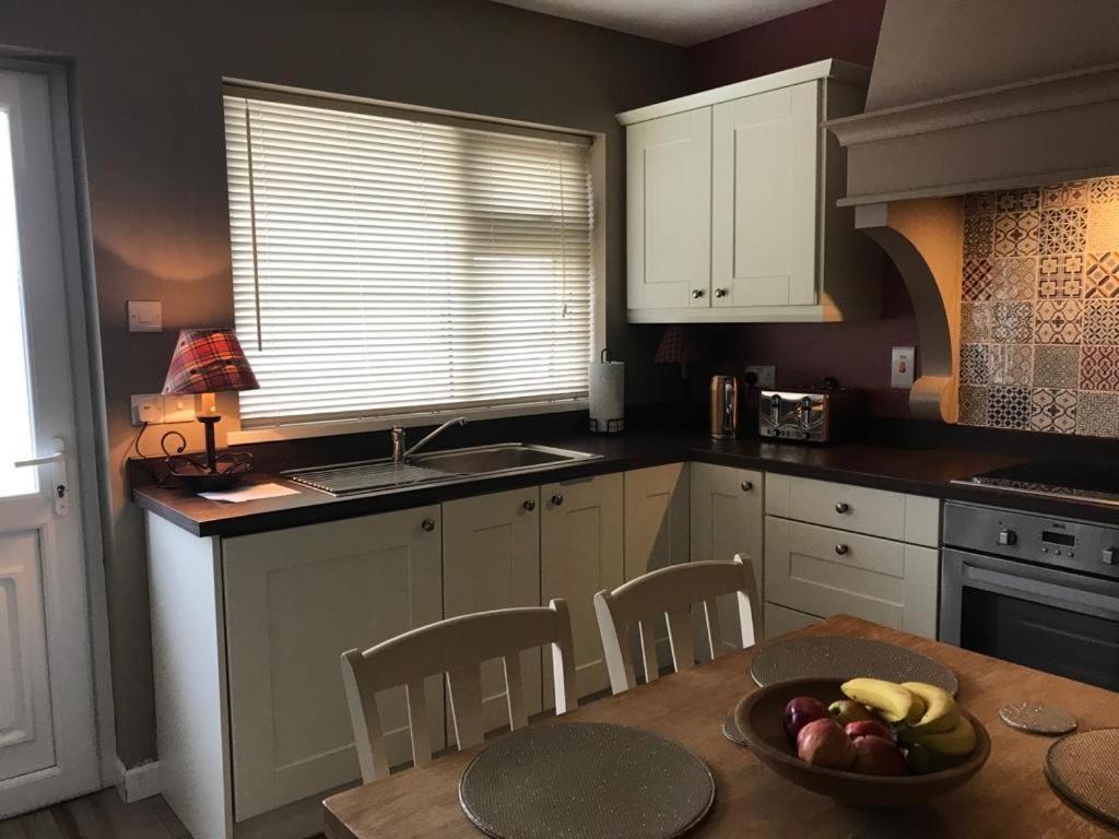 Kilkeel Bungalow - The Perfect Place To Stay Exterior foto